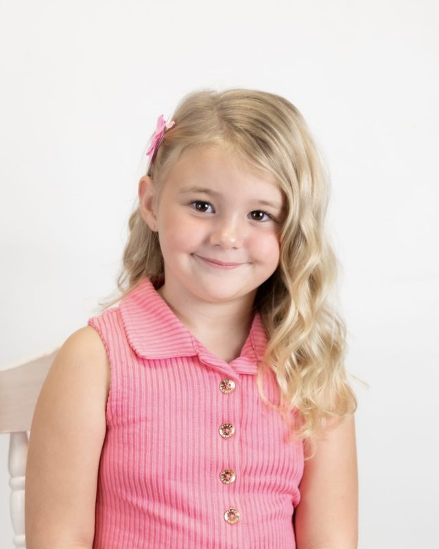 Raina D., Little Miss