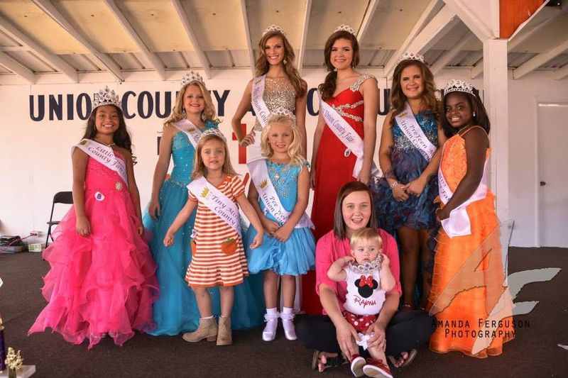 The 2014 Miss Union County Fair royalty.